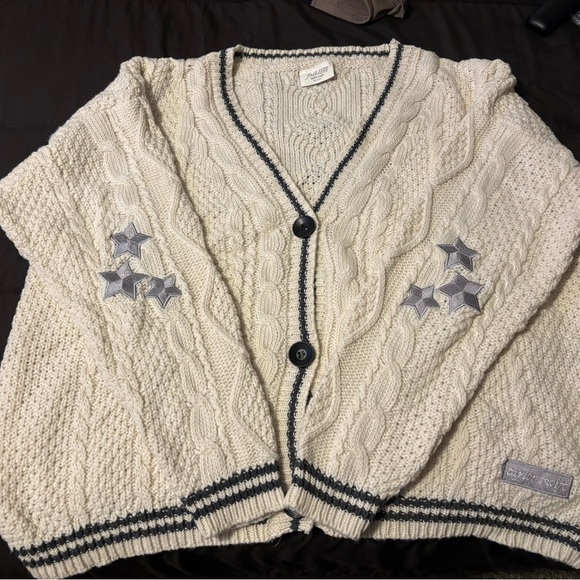 Taylor Swift Folklore Cardigan - Picture 1 of 4